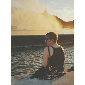 Meet your Posher, Melanie